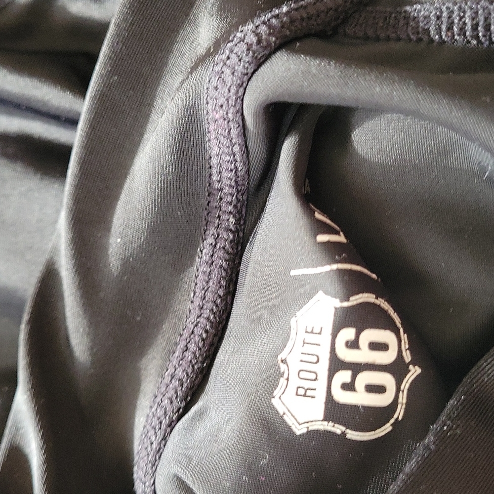 Top - Picture 4 of 8